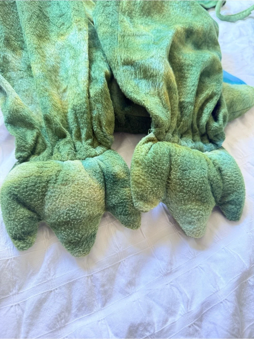 Pottery Barn kids Light-Up Dinosaur Costume & Matching Treat Bag Set (Size 7-8)